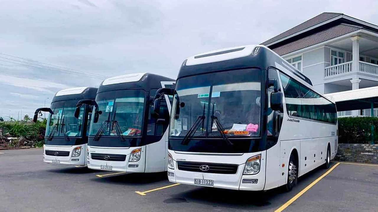 Cho thuê xe hợp đồng Hà Nội giá rẻ, đủ xe 4-45 chỗ đời mới 47 Cho thuê xe hợp đồng 45 chỗ
